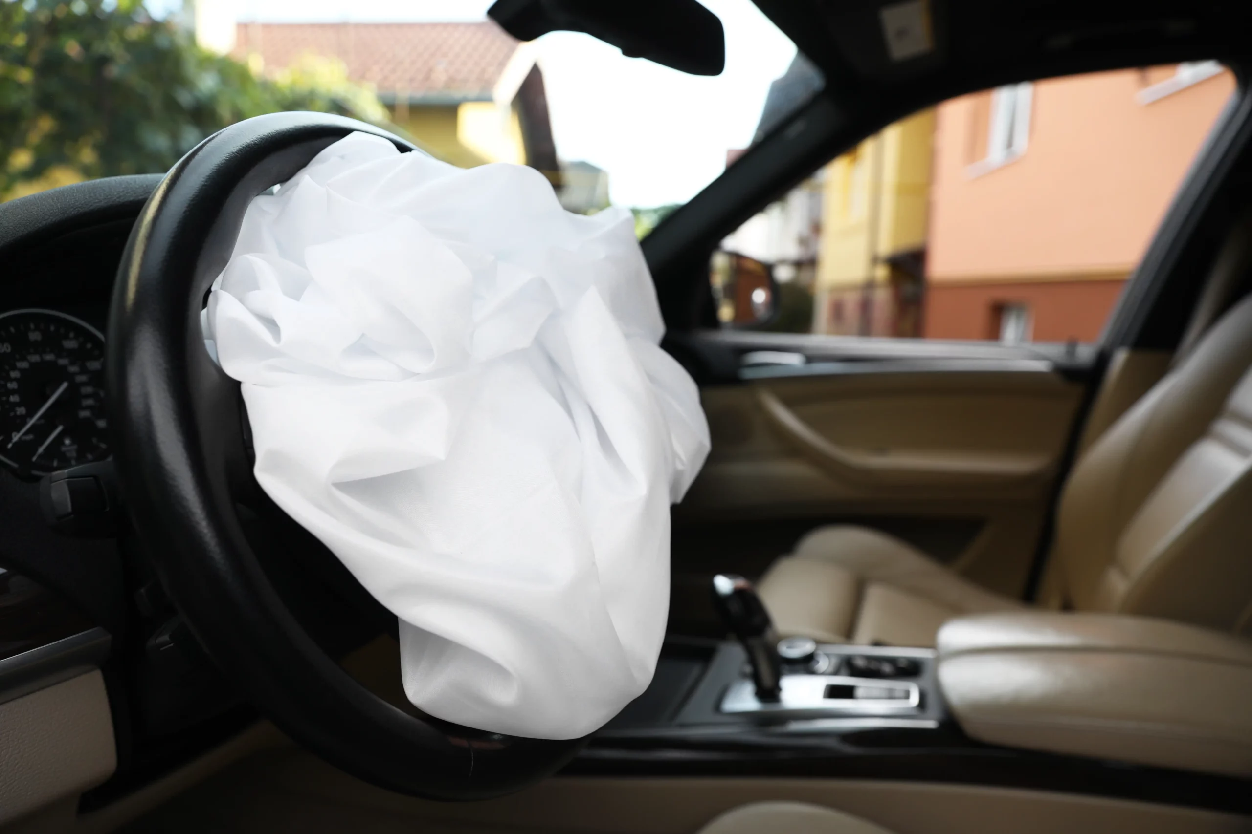 car airbag open in an accident