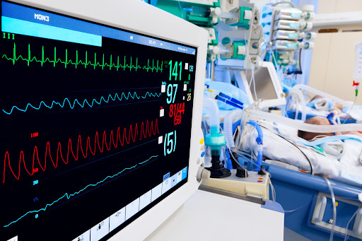 A monitor in the ER for intensive care at a hospital.